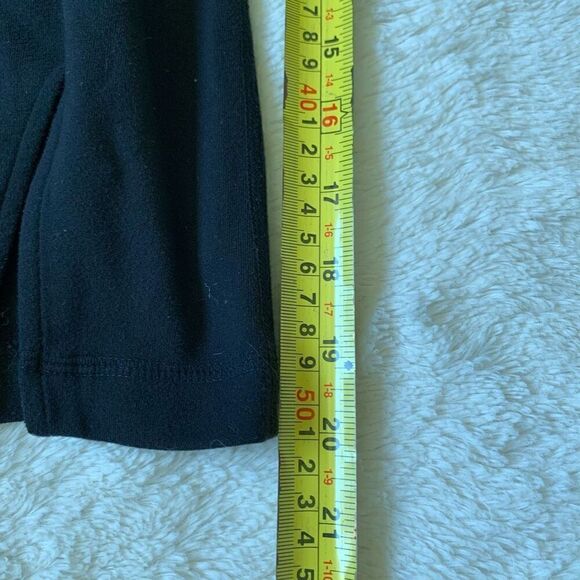 Lululemon Cropped Athletic Leggings Pants - Picture 6 of 6